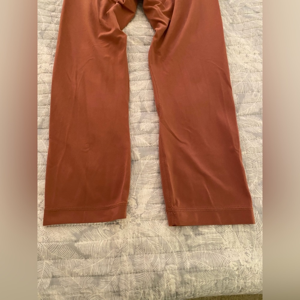 Lululemon Align Rose Legging 21 Inch Inseam - Picture 3 of 6